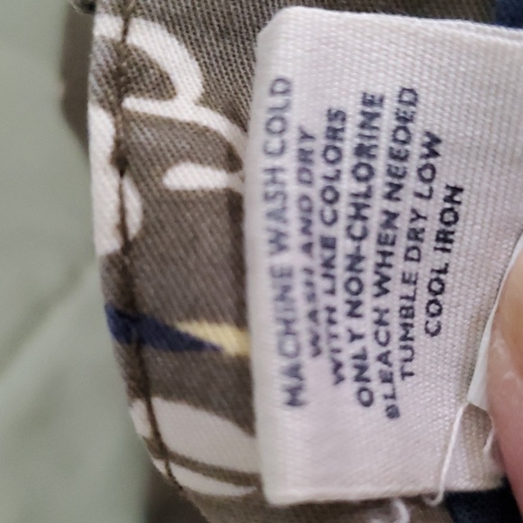 Old Navy shorts - Picture 9 of 10